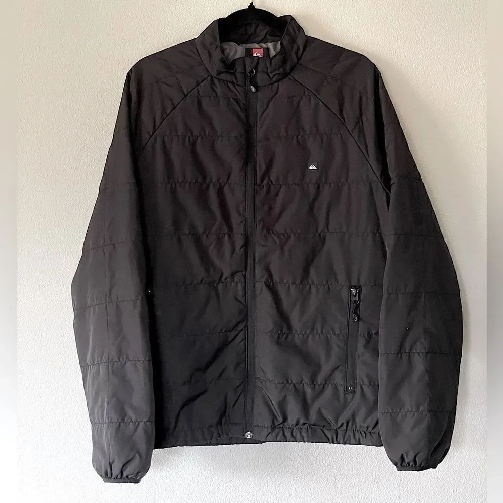 New! Men’s quicksilver, Low-Profile, Black, “Quick Tech” Down Jacket. Size Med.